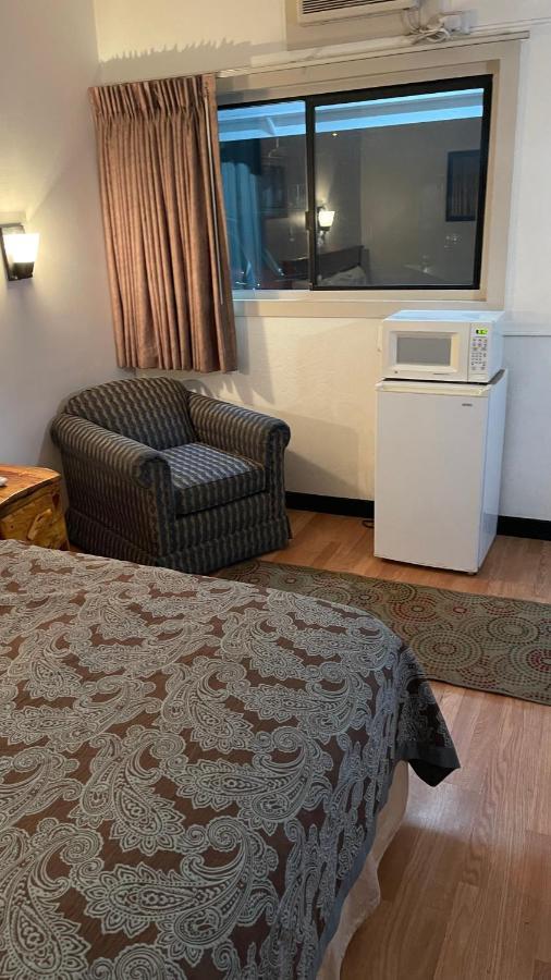 Highlander Motel Williams Eksteriør bilde