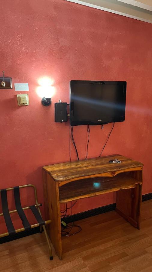 Highlander Motel Williams Eksteriør bilde