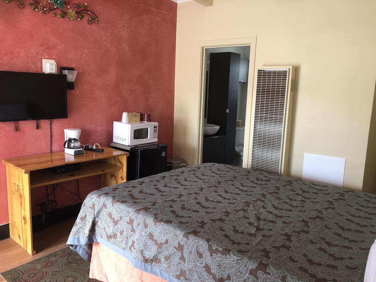 Highlander Motel Williams Eksteriør bilde